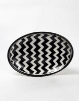 Black and White Zig Zag Design Oval Plate 