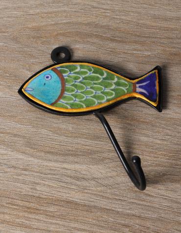 JAIPUR BLUE POTTERY HANDMADE FISH WITH IRON HOOK - GREEN